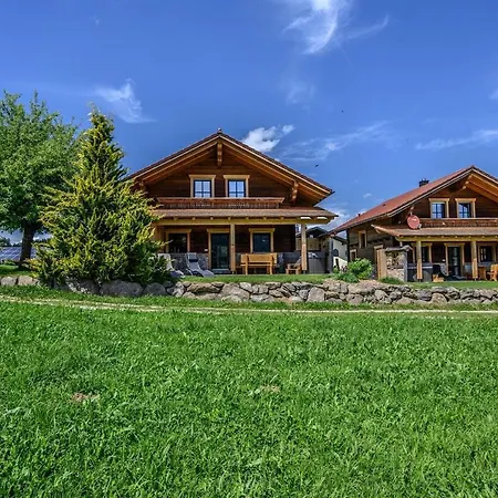 Wenzlhof Farm stay *