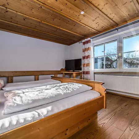 Wenzlhof Фермерский дом *